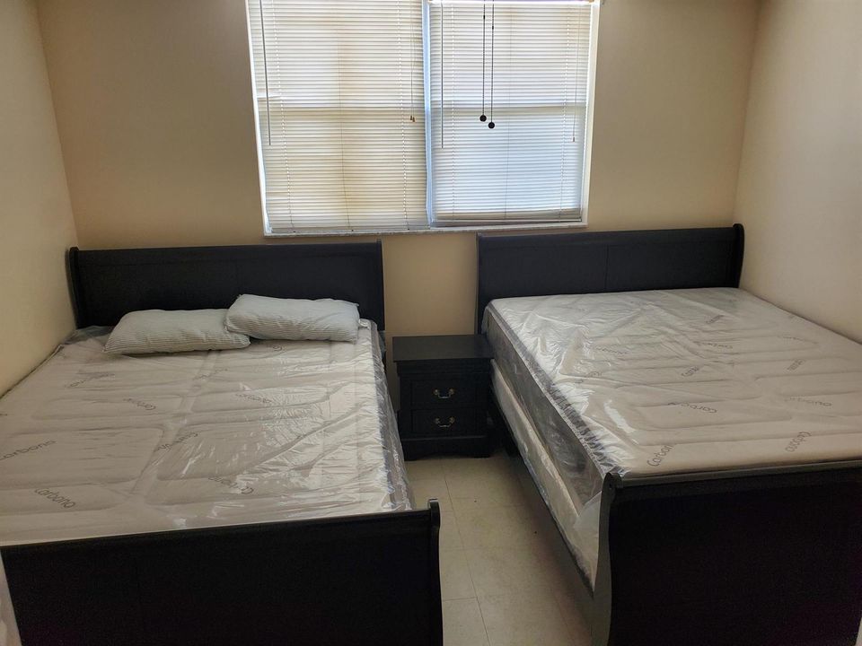 Bed room 2 (2)