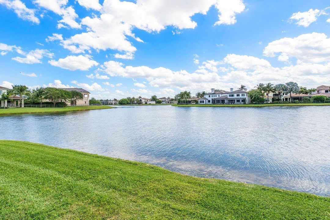 041-17526GrandEsteWay-BocaRaton-FL-33496