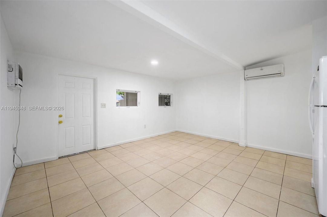 For Sale: $525,000 (0 beds, 0 baths, 1190 Square Feet)
