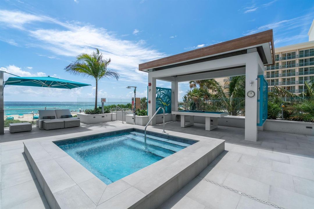 VB Pool 2