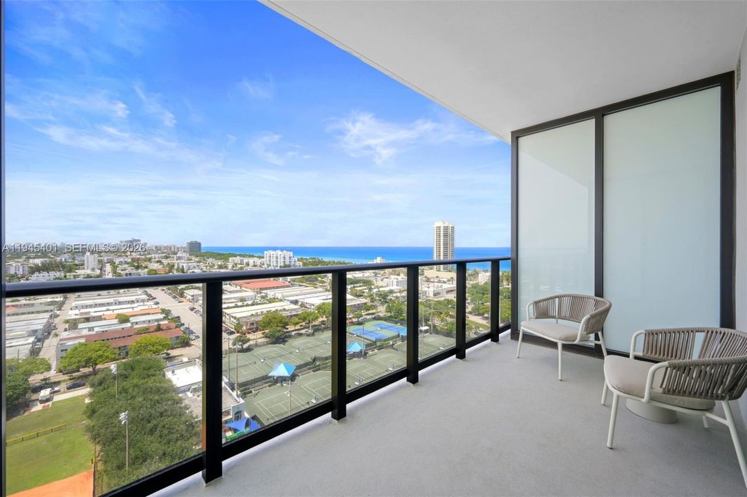 For Sale: $799,000 (1 beds, 1 baths, 475 Square Feet)
