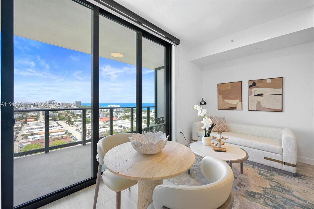 For Sale: $799,000 (1 beds, 1 baths, 475 Square Feet)
