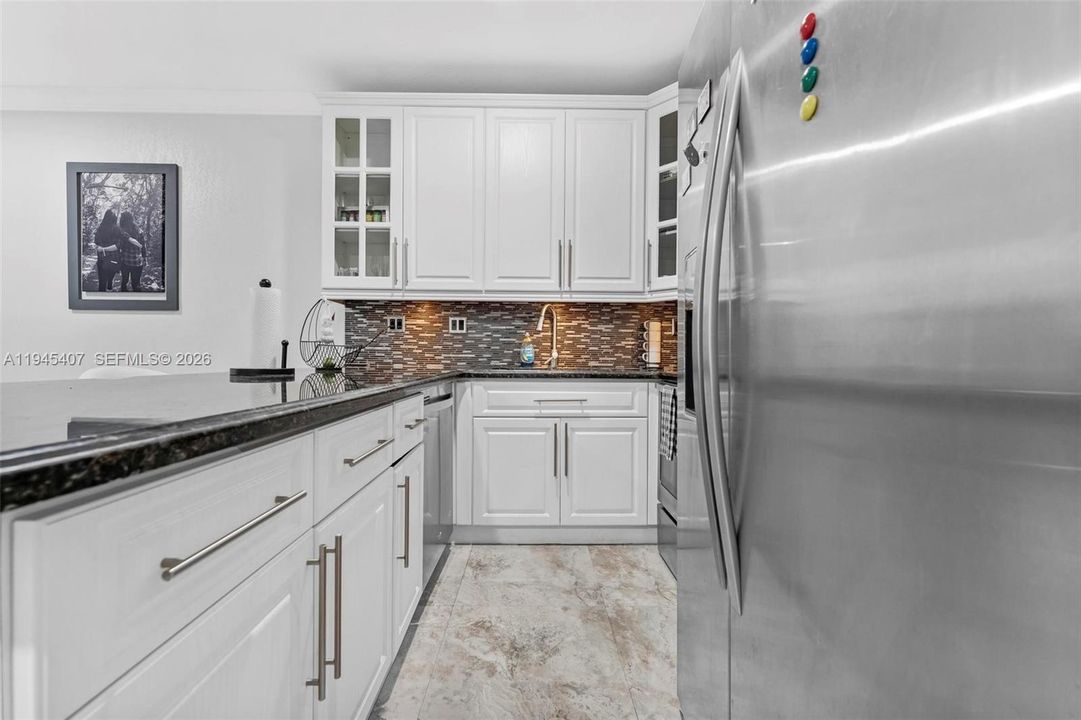 For Sale: $469,700 (2 beds, 2 baths, 1260 Square Feet)