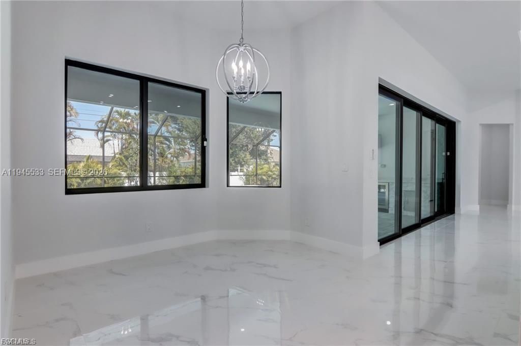 На продажу: $995,000 (4 спален, 3 ванн, 2567 Квадратных фут)