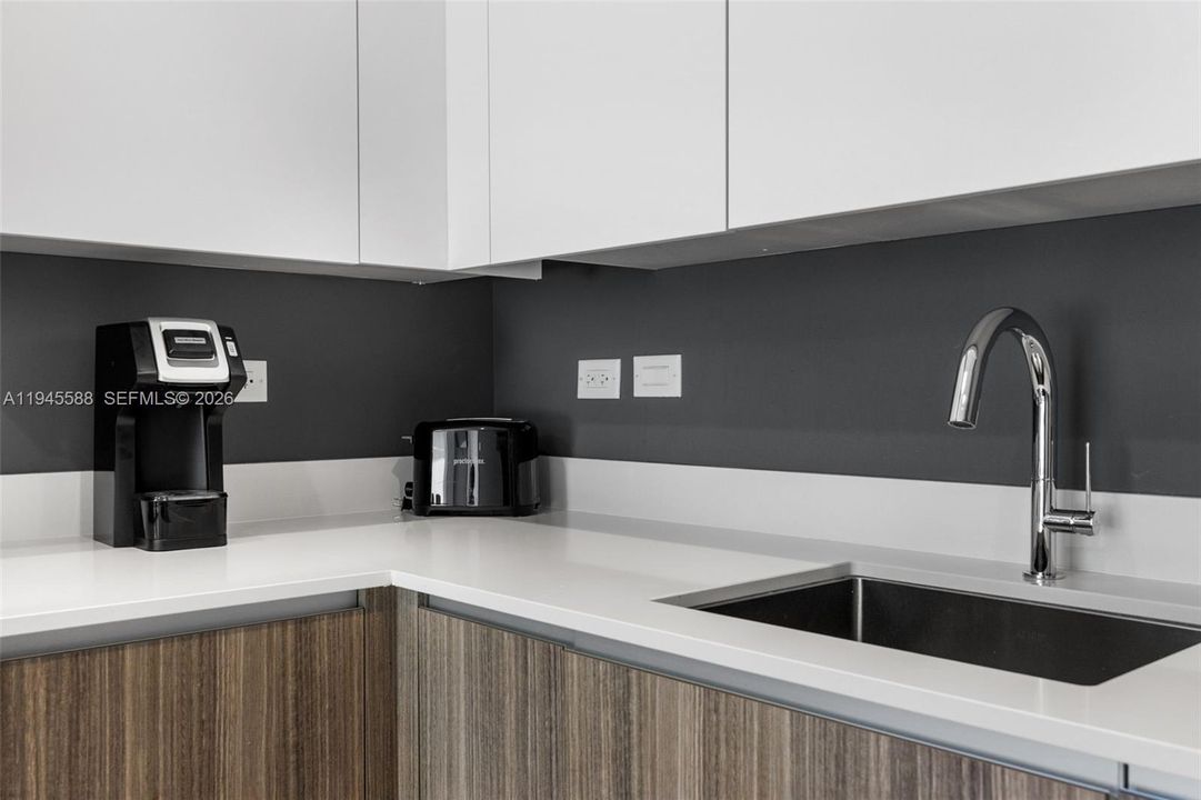 En Venta: $81,000 (1 camas, 1 baños, 571 Pies cuadrados)