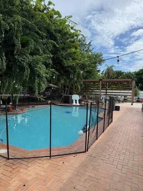 Recently Sold: $734,900 (4 beds, 2 baths, 2153 Square Feet)