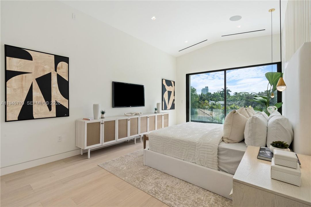 For Sale: $4,999,000 (4 beds, 4 baths, 0 Square Feet)