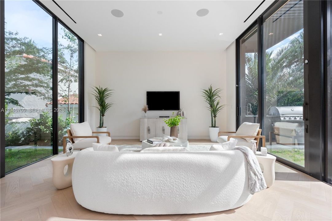 For Sale: $4,999,000 (4 beds, 4 baths, 0 Square Feet)