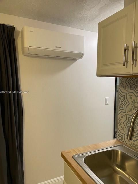 For Rent: $1,150 (1 beds, 1 baths, 500 Square Feet)