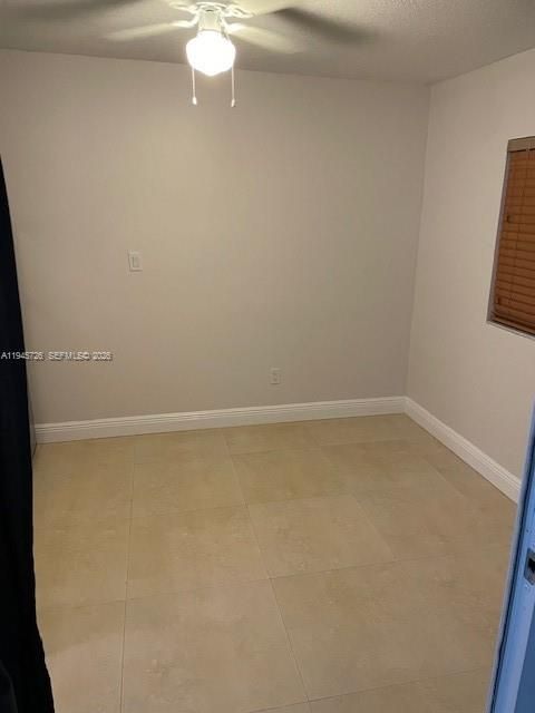 For Rent: $1,150 (1 beds, 1 baths, 500 Square Feet)