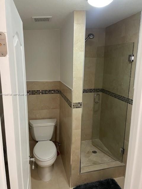 For Rent: $1,150 (1 beds, 1 baths, 500 Square Feet)