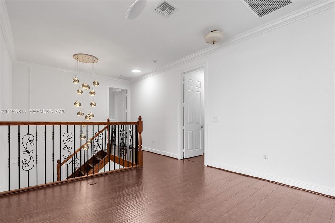 Недавно арендовано: $8,500 (6 спален, 5 ванн, 4945 Квадратных фут)
