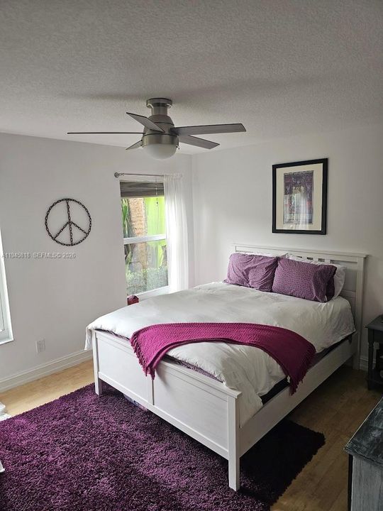 Recently Sold: $1,400,000 (4 beds, 3 baths, 3553 Square Feet)