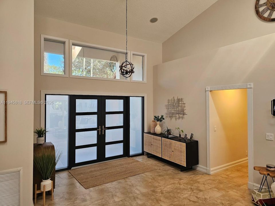 Recently Sold: $1,400,000 (4 beds, 3 baths, 3553 Square Feet)