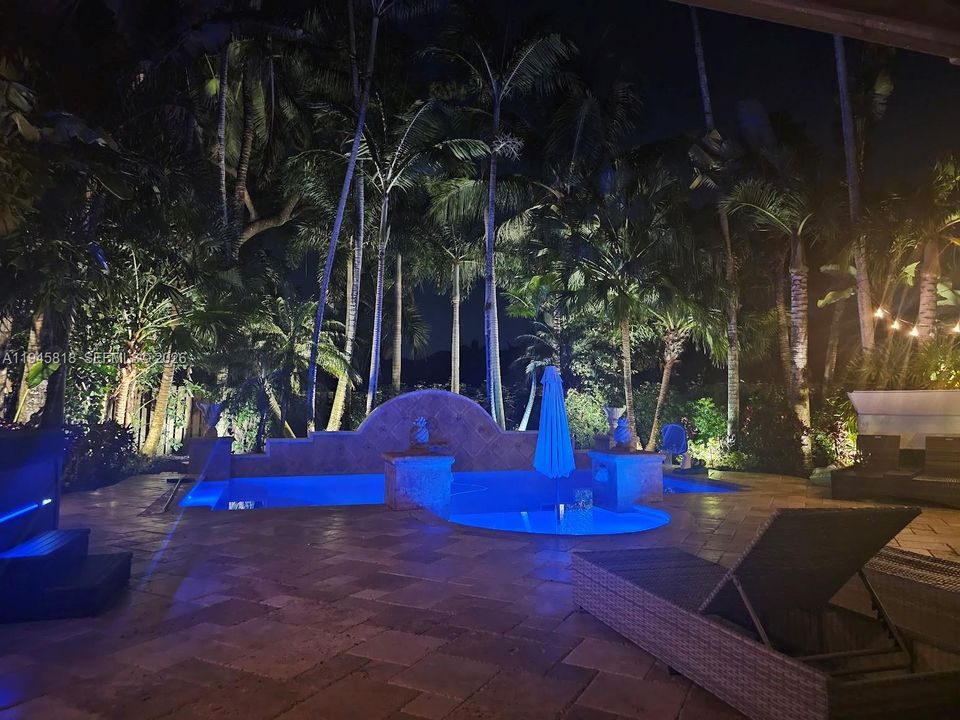 Recently Sold: $1,400,000 (4 beds, 3 baths, 3553 Square Feet)