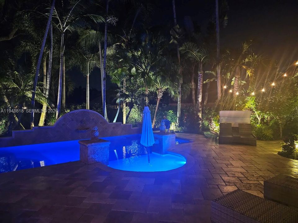 Recently Sold: $1,400,000 (4 beds, 3 baths, 3553 Square Feet)