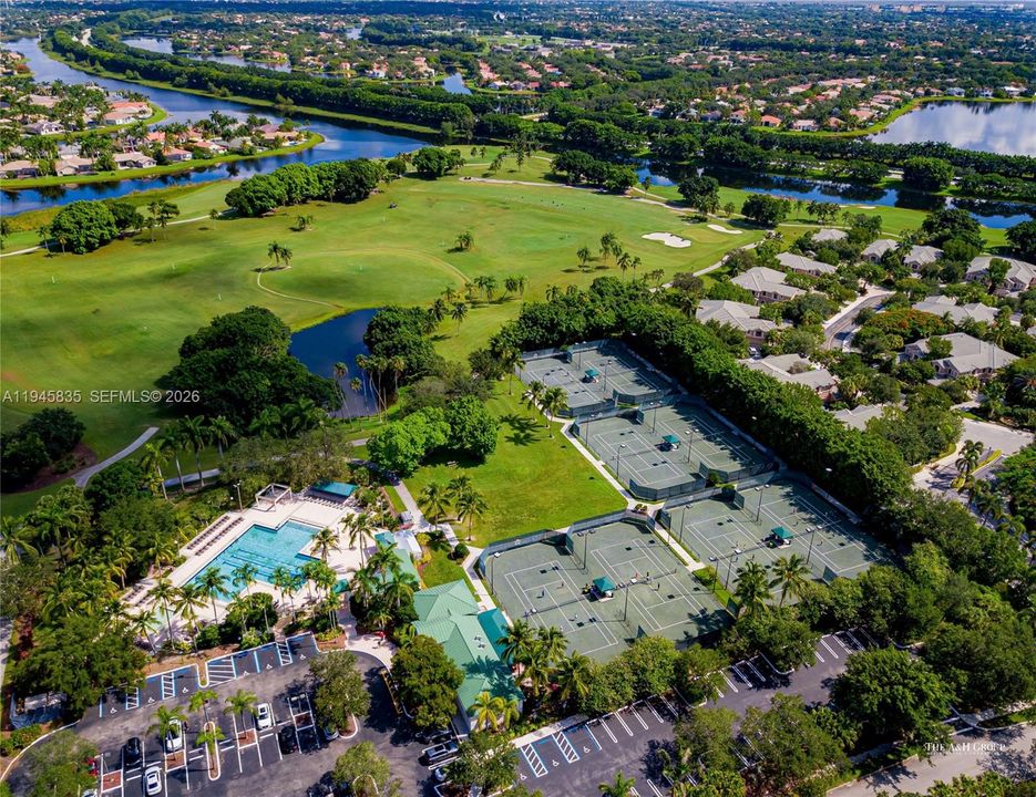 Weston Hills Country Club