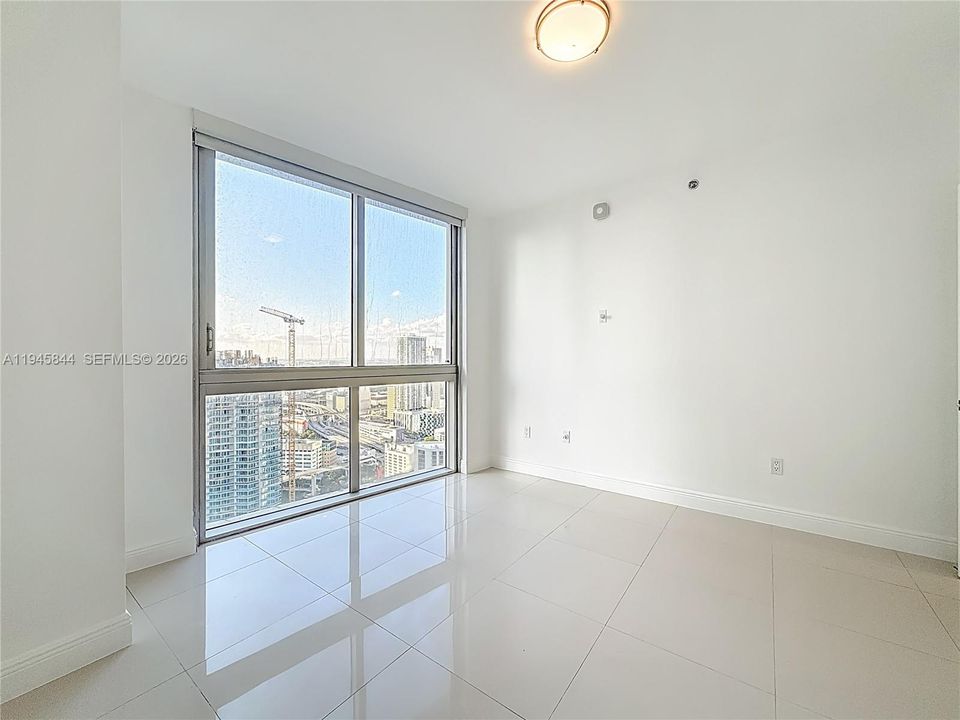 For Sale: $900,000 (2 beds, 2 baths, 1168 Square Feet)