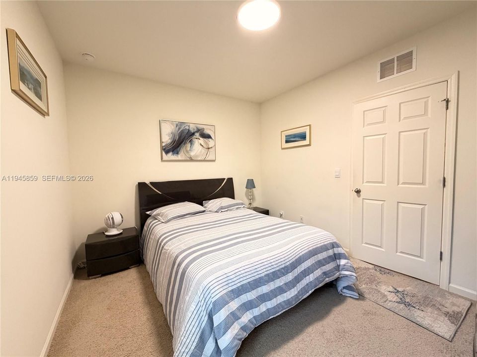 For Sale: $374,900 (3 beds, 2 baths, 1614 Square Feet)