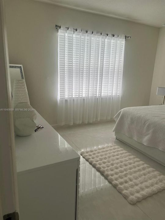 For Sale: $374,900 (3 beds, 2 baths, 1614 Square Feet)