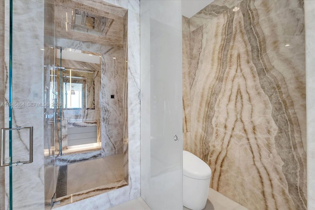 For Sale: $12,500,000 (5 beds, 7 baths, 4780 Square Feet)