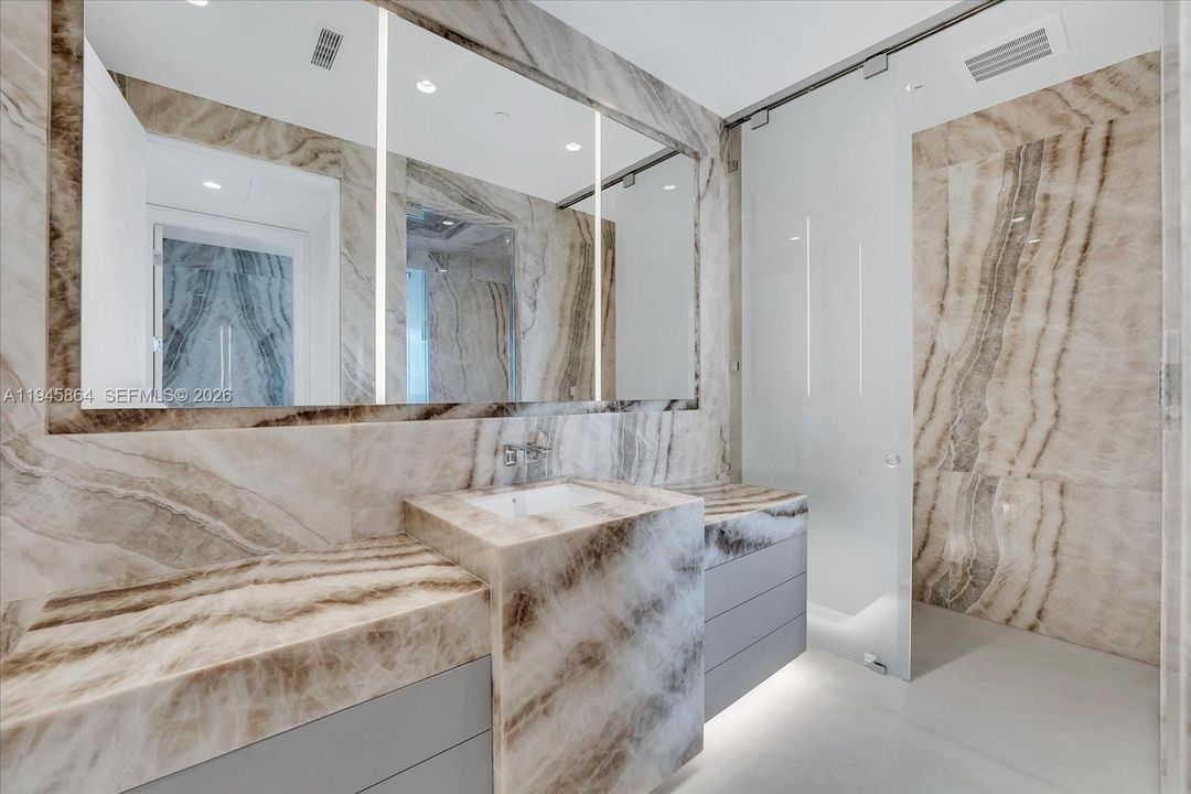 For Sale: $12,500,000 (5 beds, 7 baths, 4780 Square Feet)