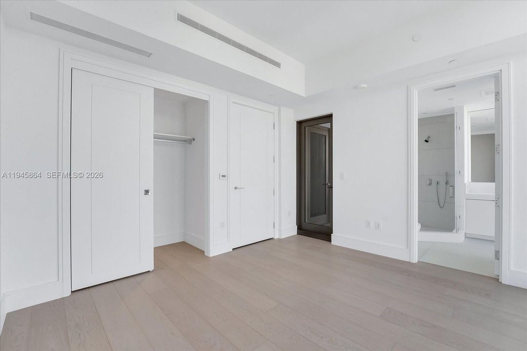 For Sale: $12,500,000 (5 beds, 7 baths, 4780 Square Feet)