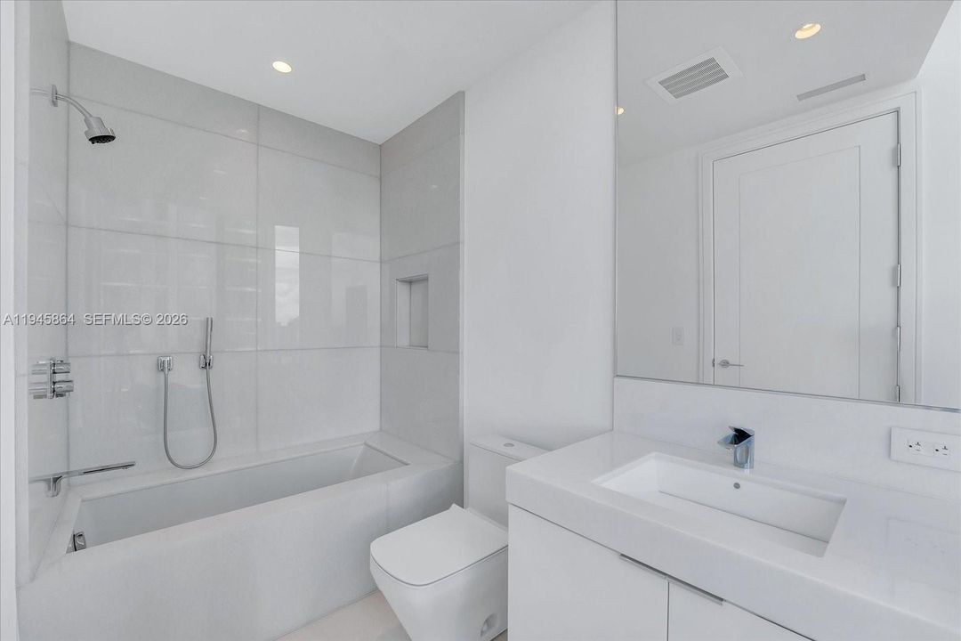 For Sale: $12,500,000 (5 beds, 7 baths, 4780 Square Feet)
