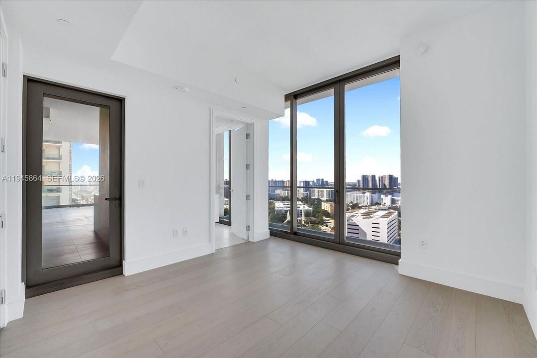 For Sale: $12,500,000 (5 beds, 7 baths, 4780 Square Feet)