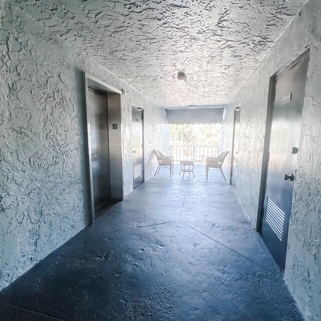 Elevator/laundry area
