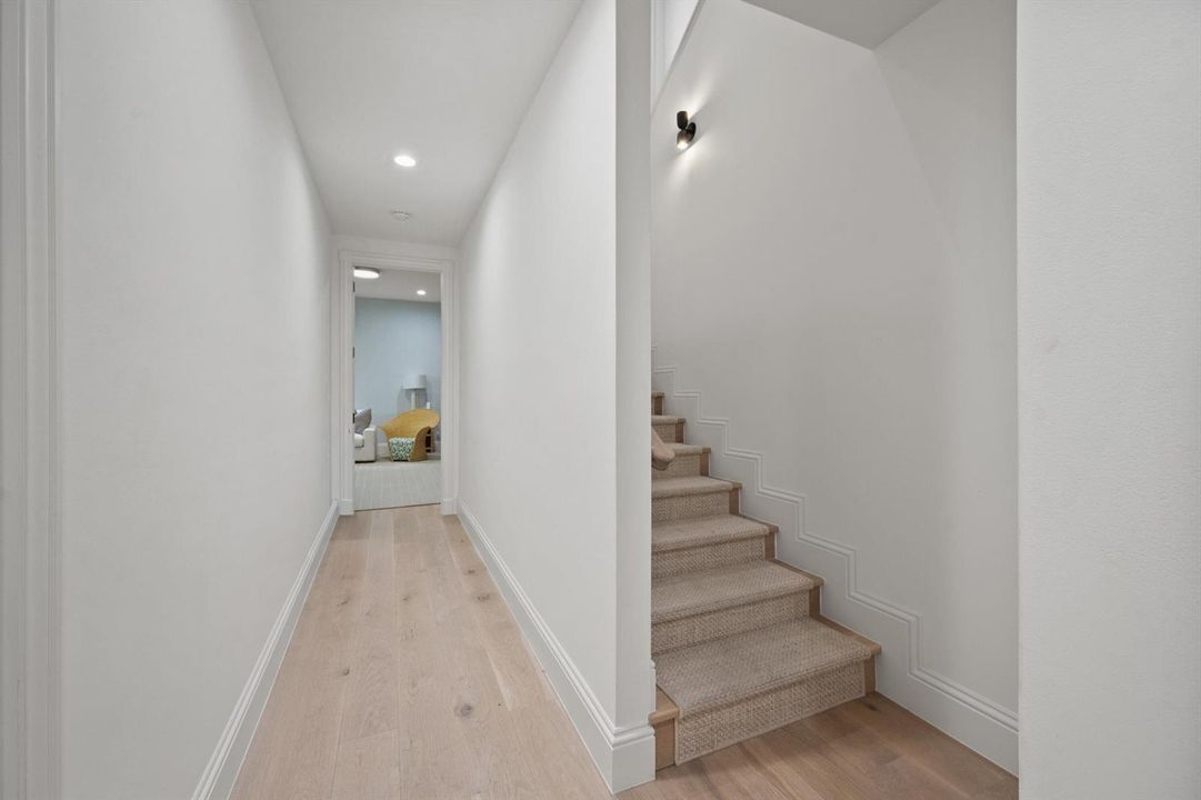 Hallway/Upstairs