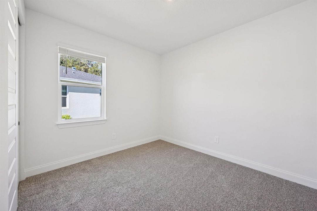 5633 Hampton Park Cir Vero (17)