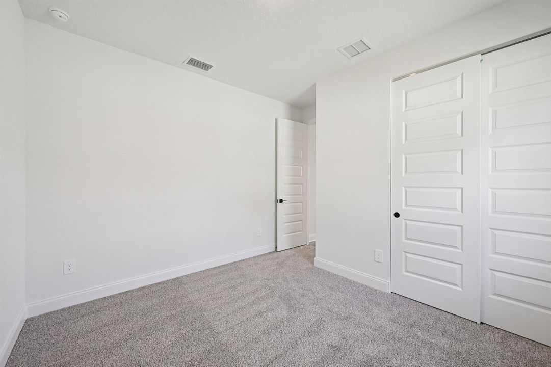 5633 Hampton Park Cir Vero (18)