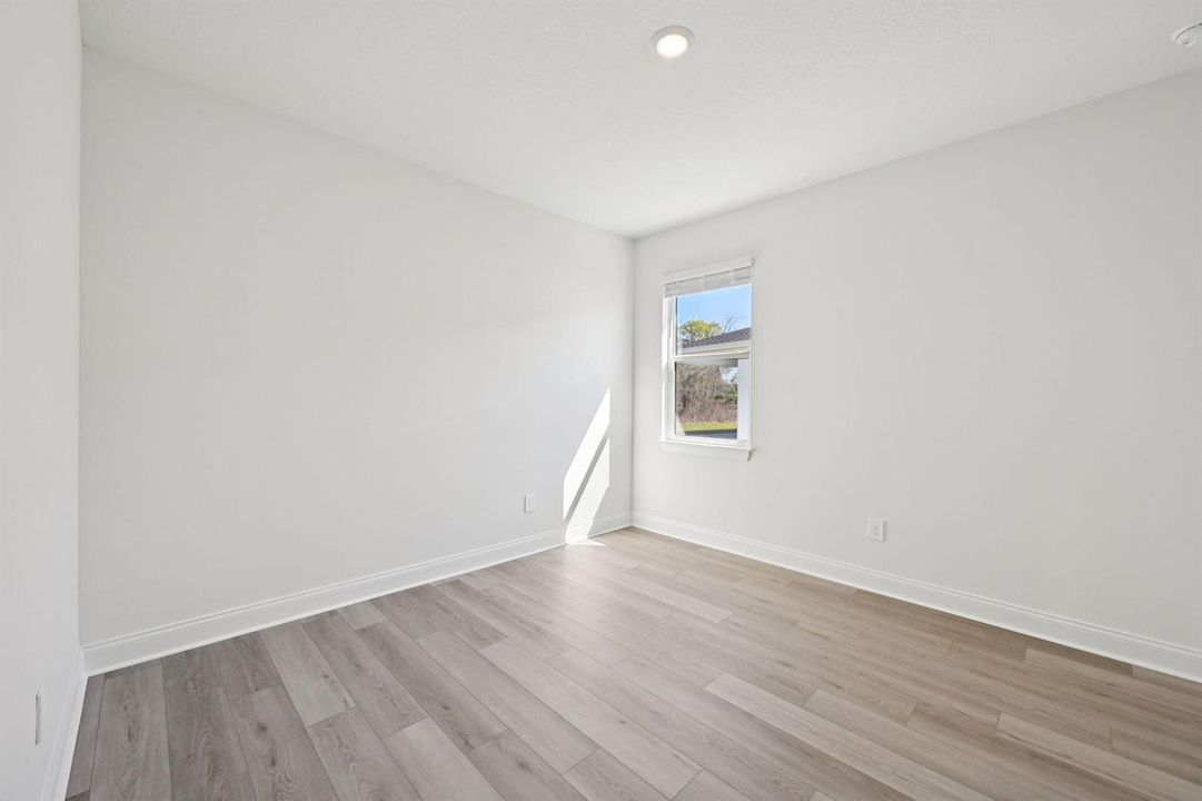 5633 Hampton Park Cir Vero (19)
