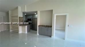 Active With Contract: $280,000 (2 beds, 2 baths, 1100 Square Feet)