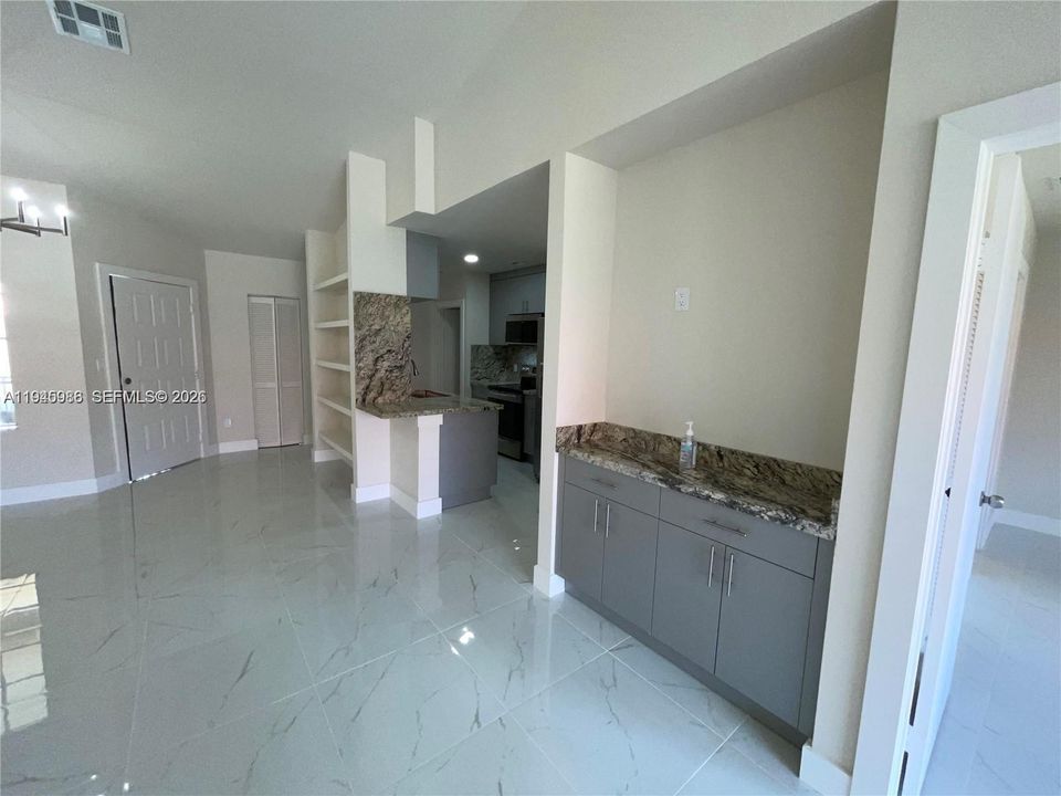 Active With Contract: $280,000 (2 beds, 2 baths, 1100 Square Feet)