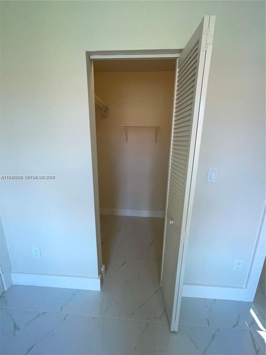 Active With Contract: $280,000 (2 beds, 2 baths, 1100 Square Feet)