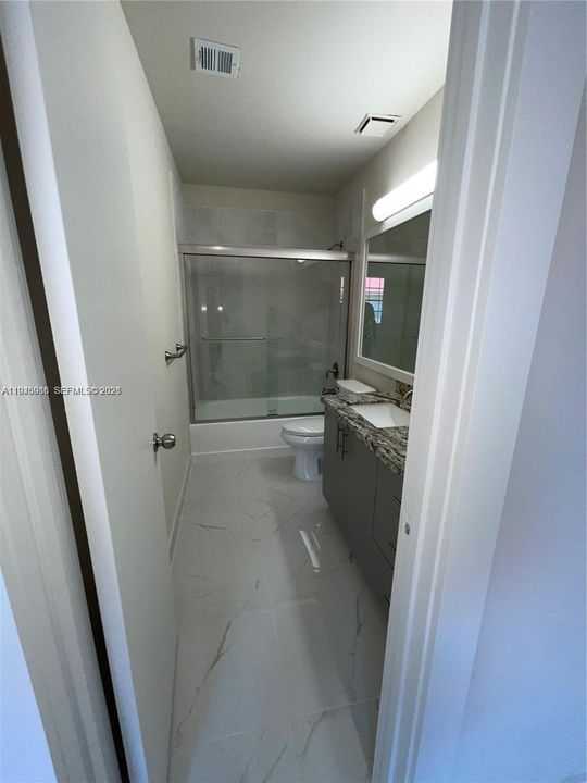 Active With Contract: $280,000 (2 beds, 2 baths, 1100 Square Feet)