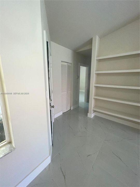 Active With Contract: $280,000 (2 beds, 2 baths, 1100 Square Feet)