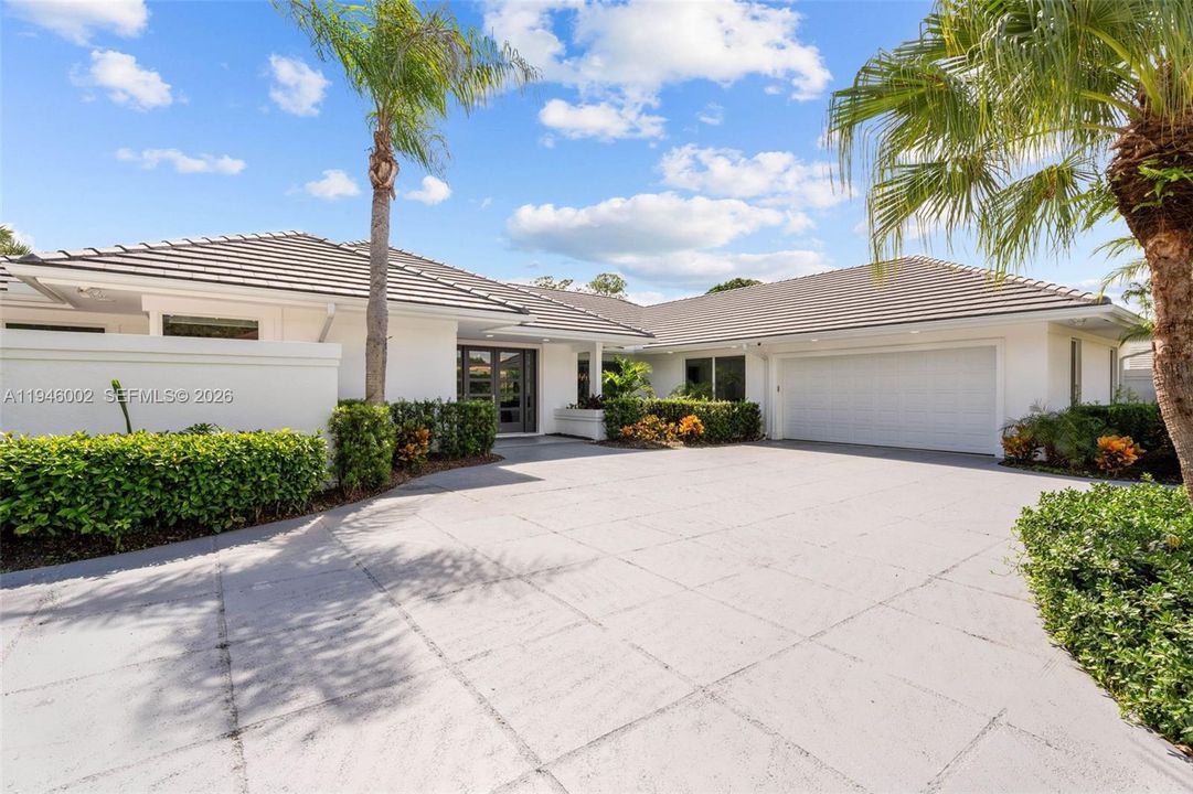 Recently Rented: $14,000 (4 beds, 4 baths, 3820 Square Feet)