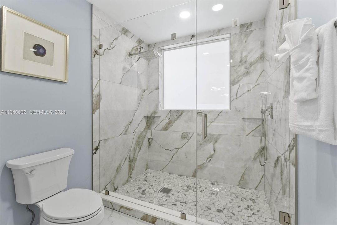 Recently Rented: $14,000 (4 beds, 4 baths, 3820 Square Feet)