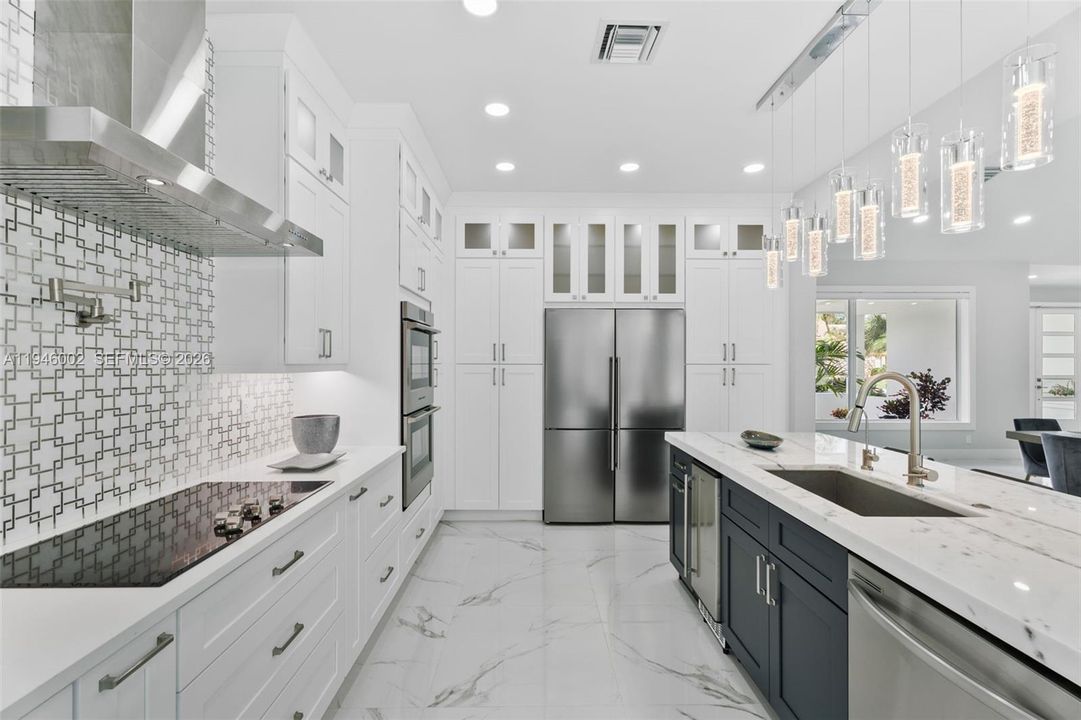 Recently Rented: $14,000 (4 beds, 4 baths, 3820 Square Feet)
