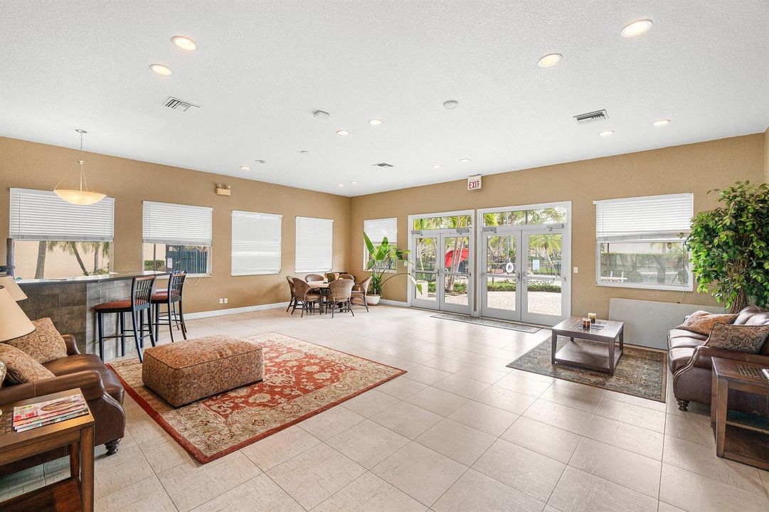 032-751CypressLane-PompanoBeach-FL-33064