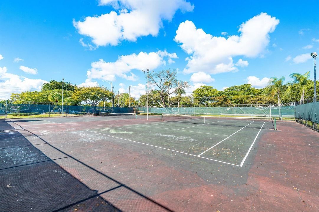 039-751CypressLane-PompanoBeach-FL-33064