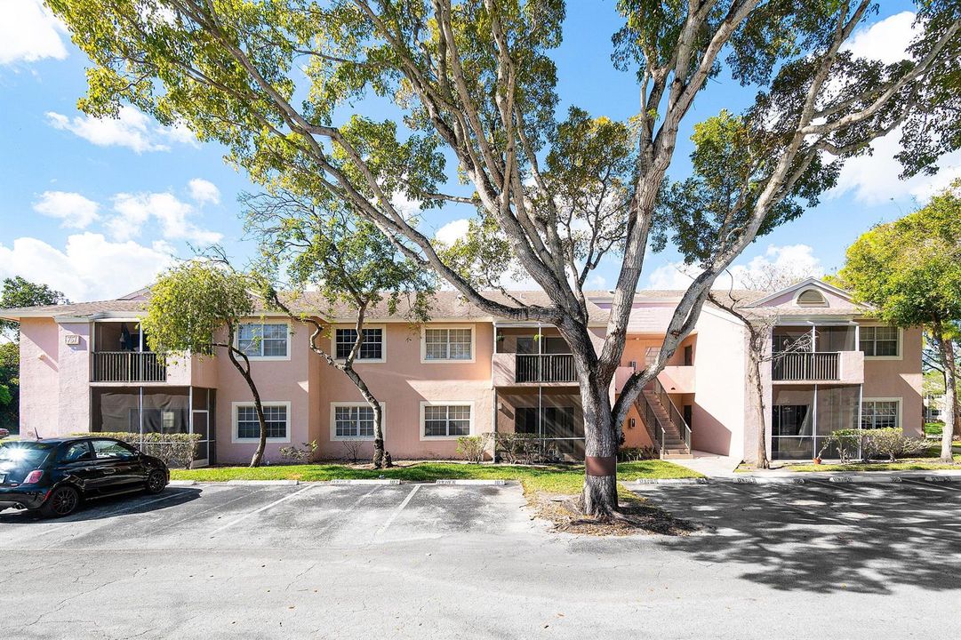 001-751CypressLane-PompanoBeach-FL-33064