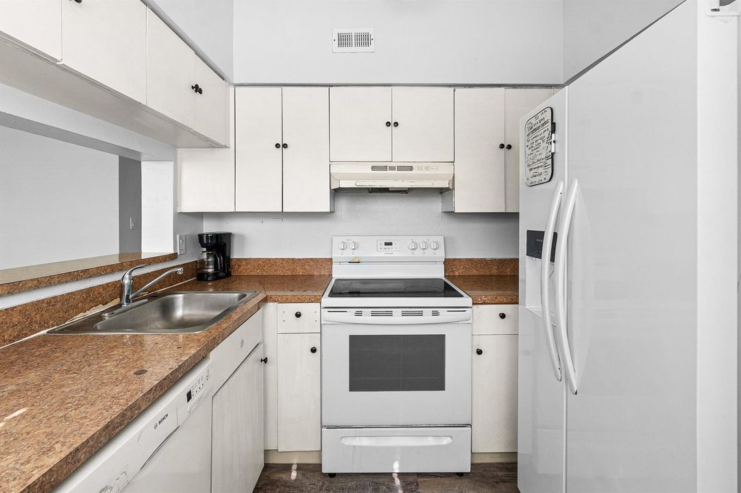 016-751CypressLane-PompanoBeach-FL-33064