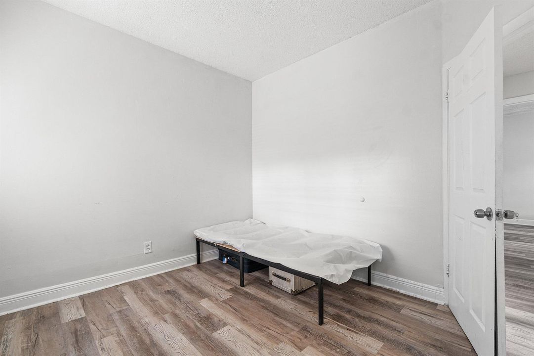020-751CypressLane-PompanoBeach-FL-33064