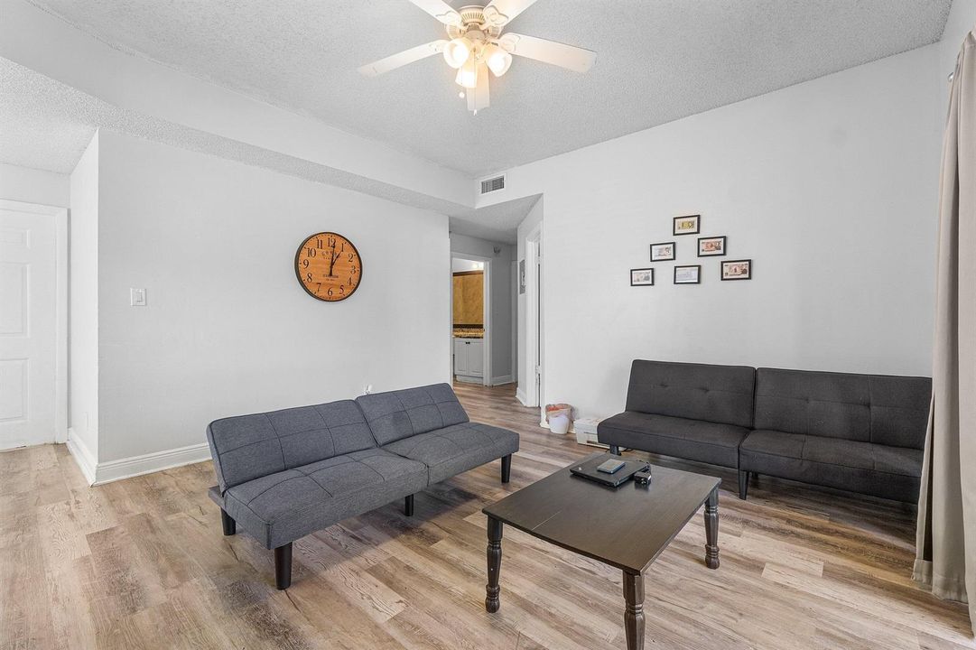 011-751CypressLane-PompanoBeach-FL-33064