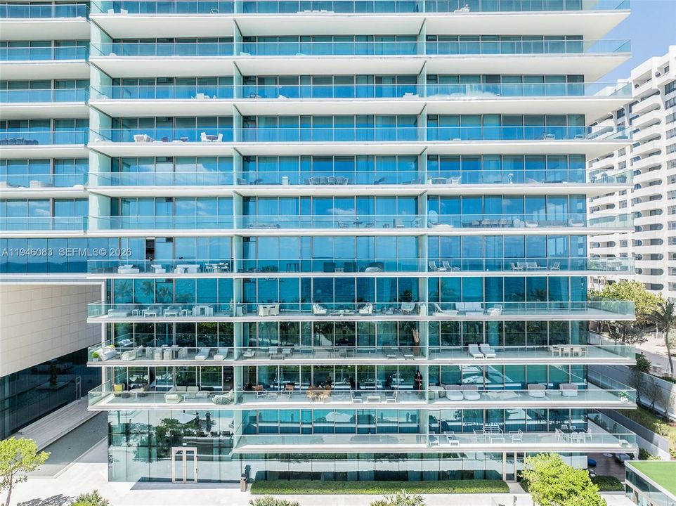 Недавно продано: $6,200,000 (3 спален, 3 ванн, 2130 Квадратных фут)