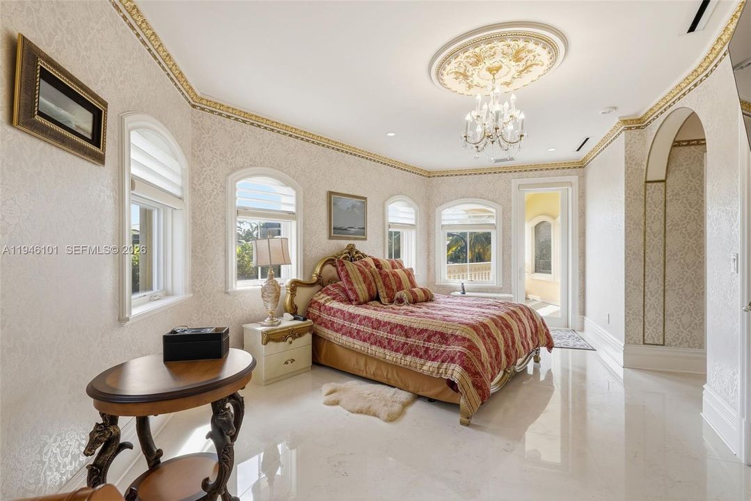 For Sale: $21,900,000 (7 beds, 6 baths, 8197 Square Feet)